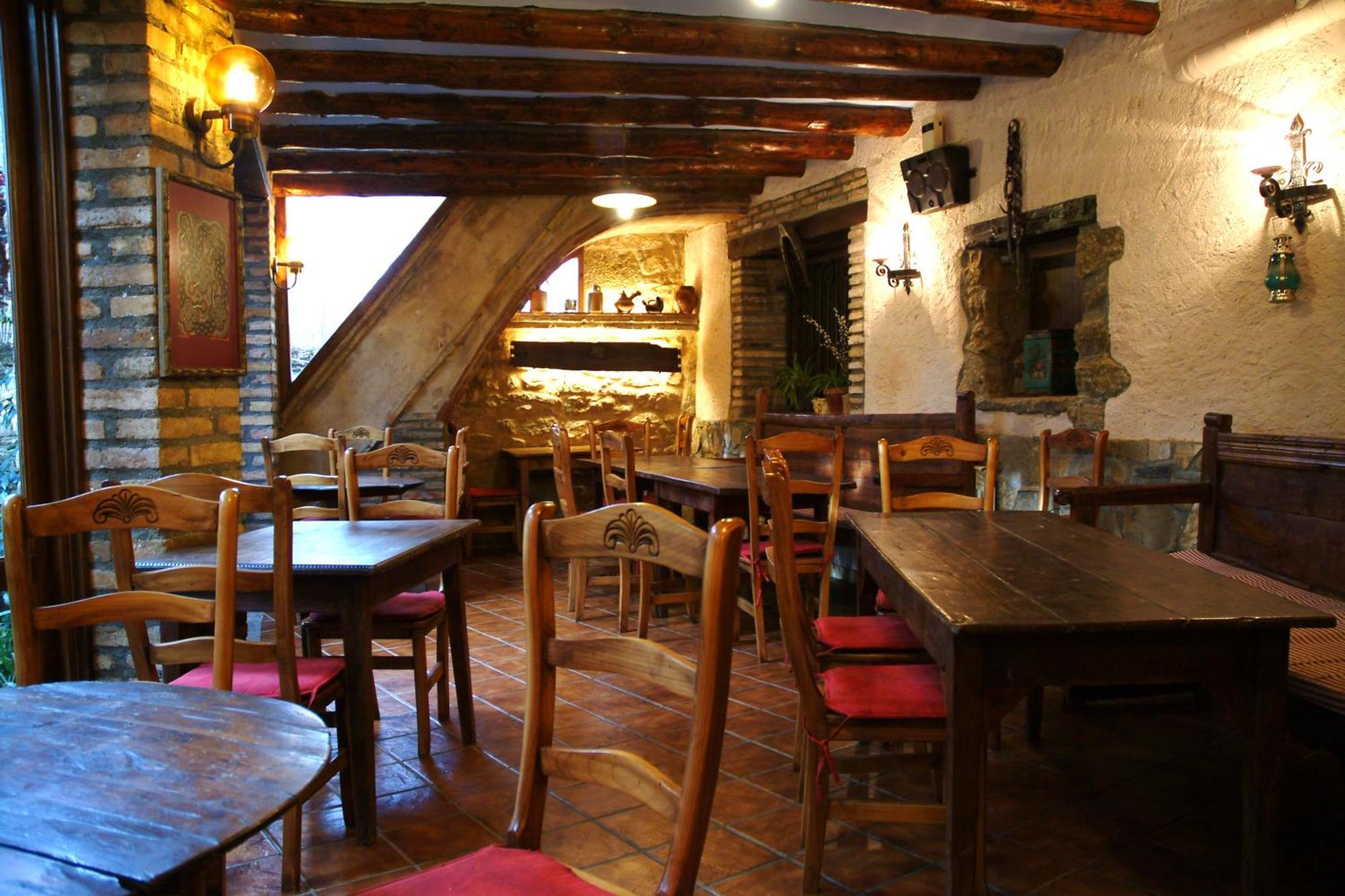 Casa Labata Hotel Adahuesca Buitenkant foto